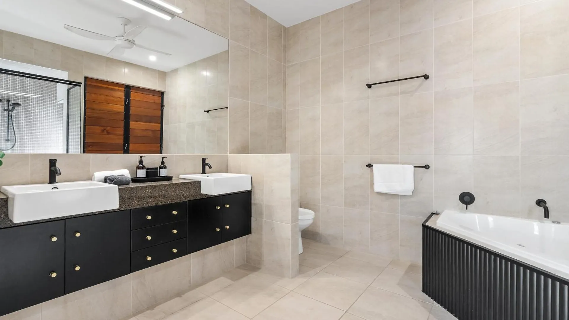 Vakantiehuis Pura Villa - Tropical Luxury Living Palm Cove