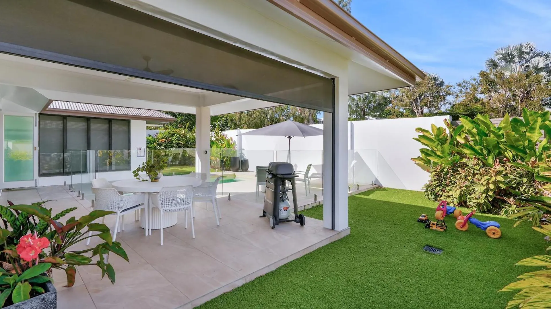 Vakantiehuis Pura Villa - Tropical Luxury Living Palm Cove